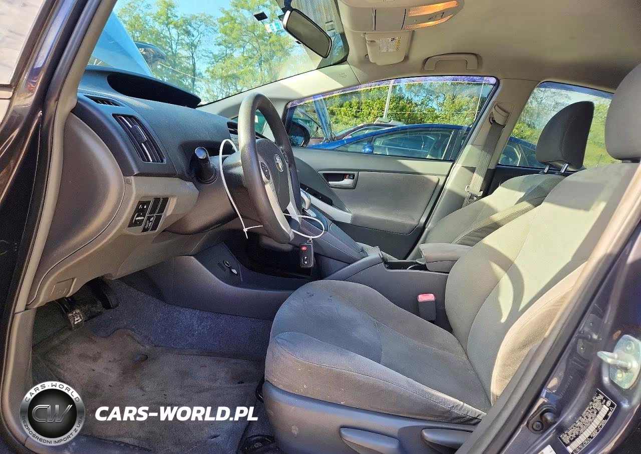 2011 Toyota Prius Three VIN:JTDKN3DU5B1393029 - 7