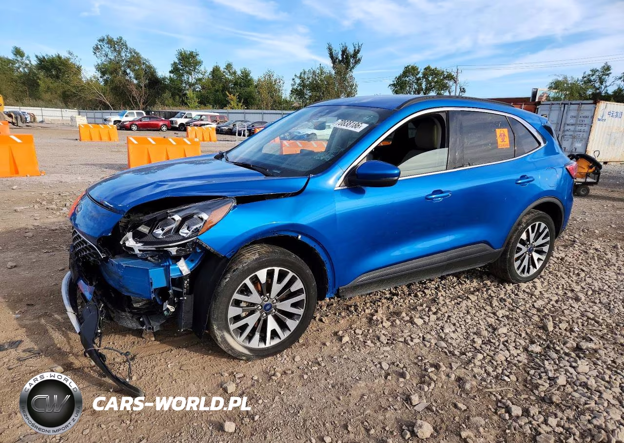 2020 Ford Escape Titanium