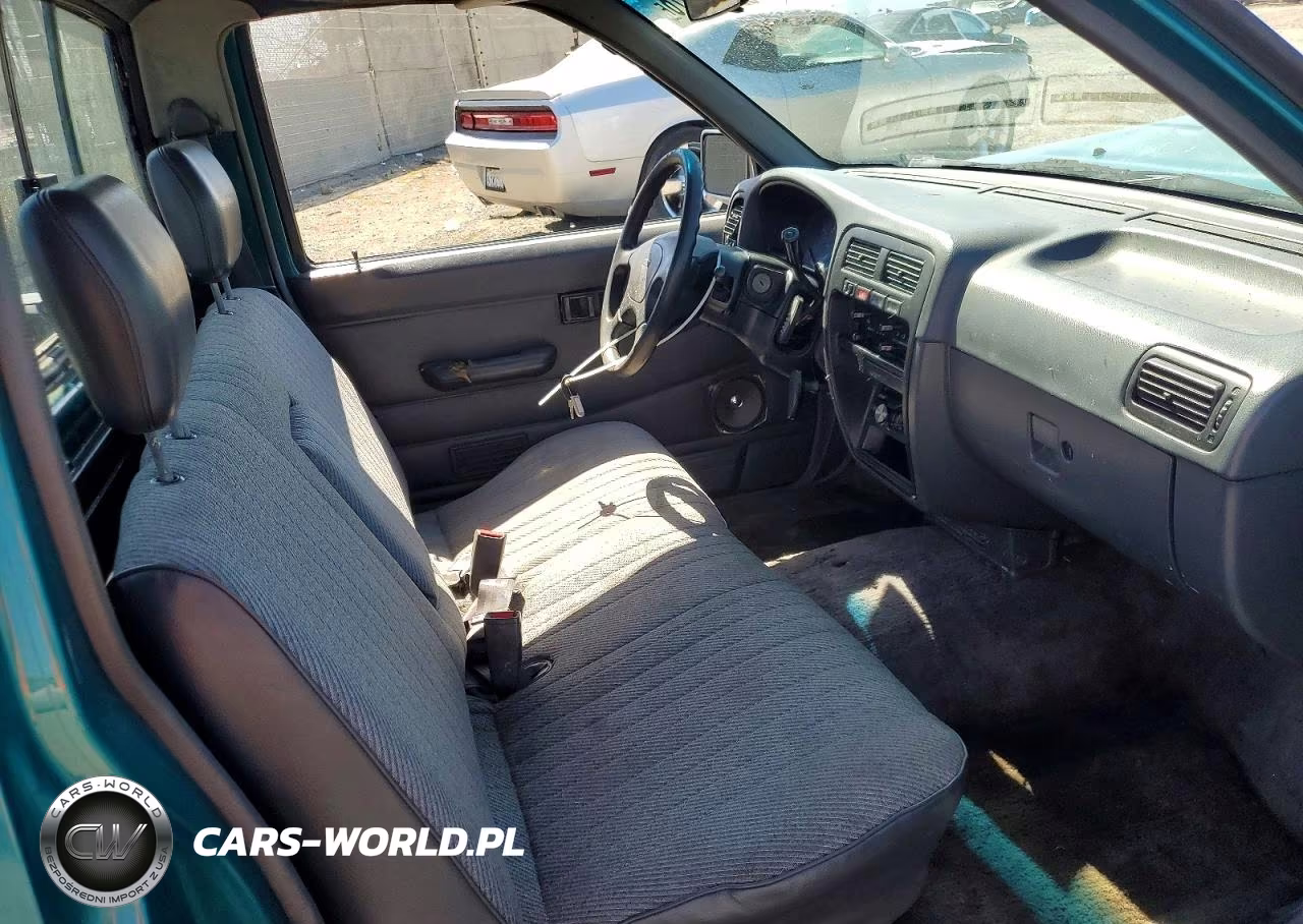 1995 Nissan Truck Base VIN:1N6SD11S4SC441101 - 7