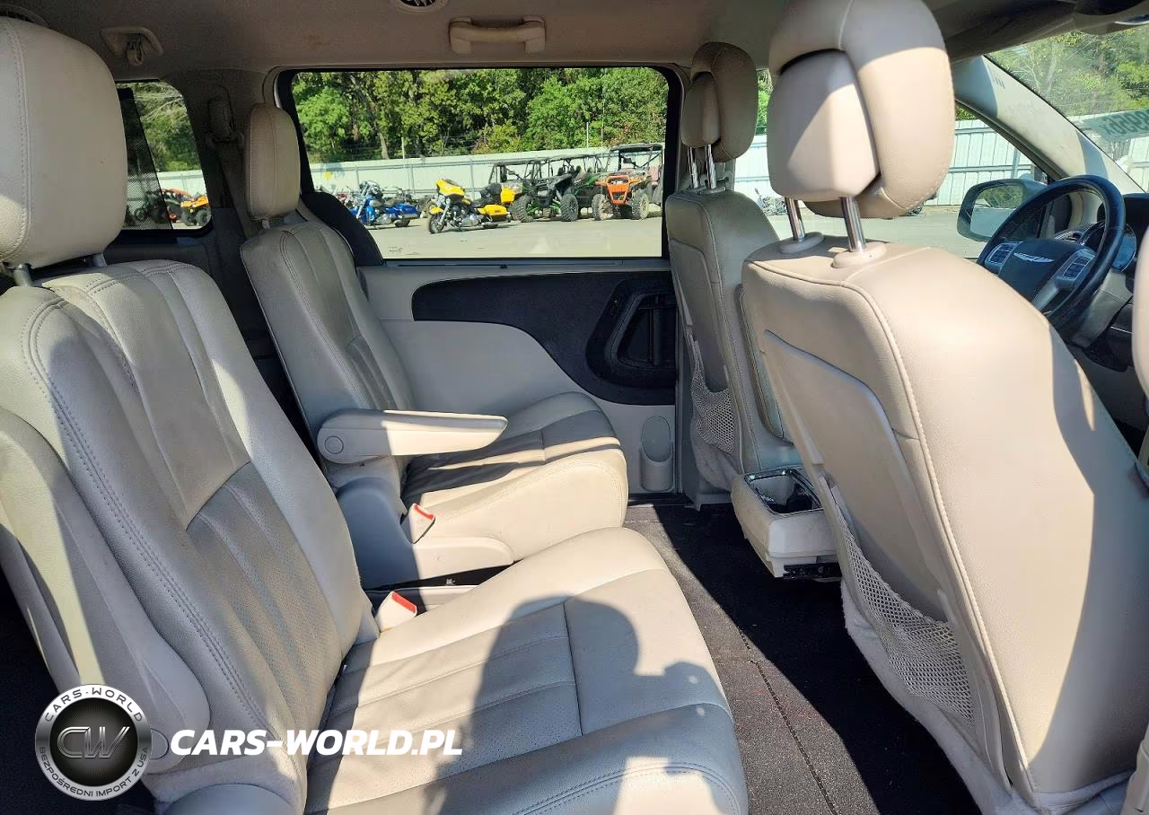 2012 Chrysler Town & Country Touring L VIN:2C4RC1CG2CR252324 - 11