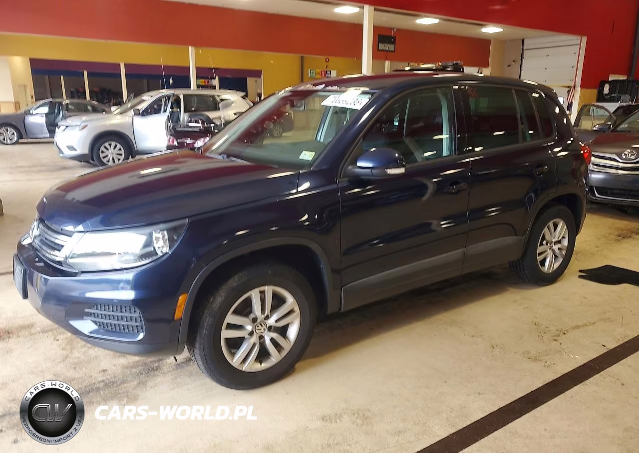 2012 Volkswagen Tiguan S VIN:WVGAV7AX2CW578981 - 1