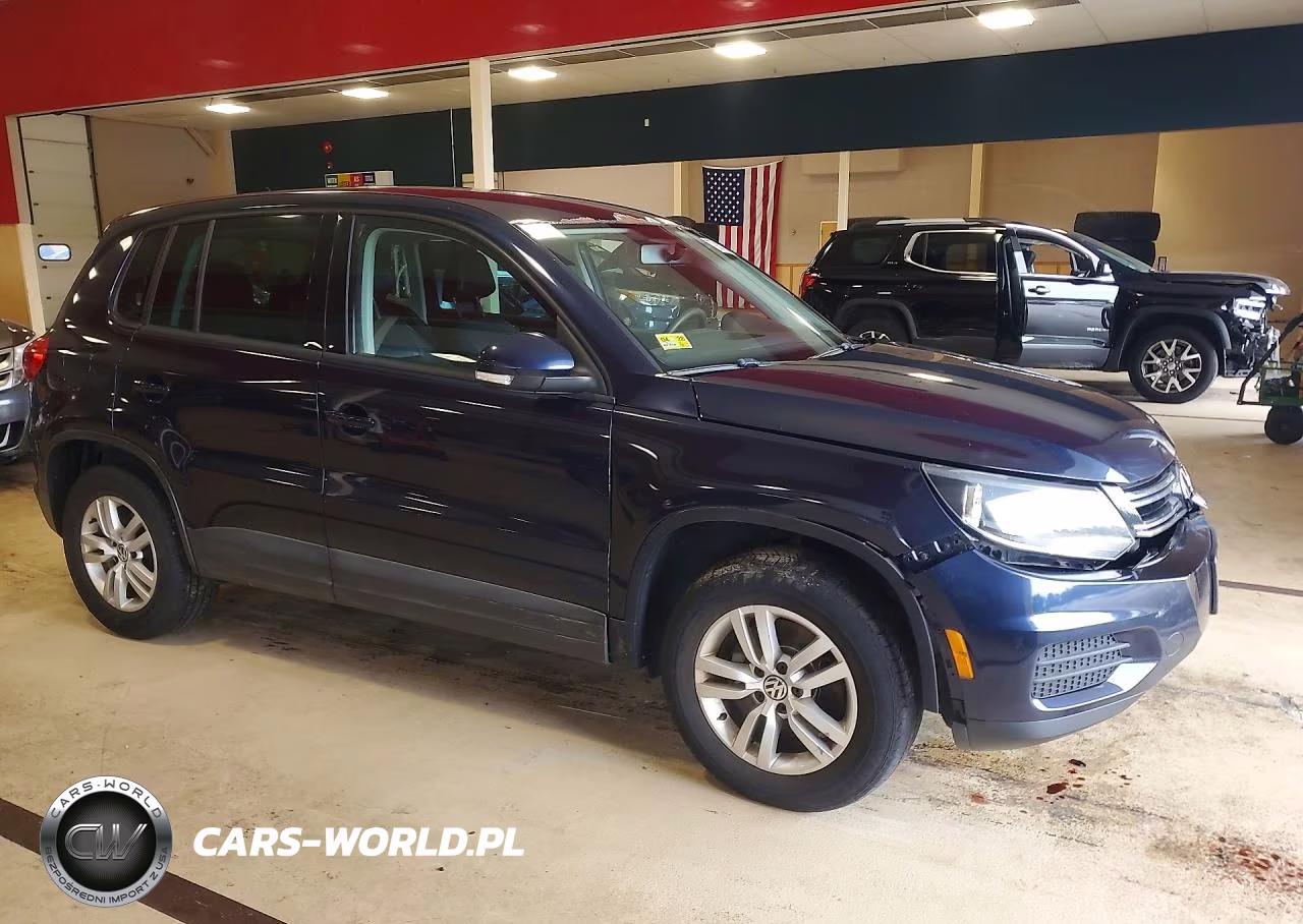 2012 Volkswagen Tiguan S VIN:WVGAV7AX2CW578981 - 4