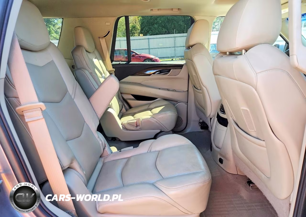 2018 Cadillac Escalade Luxury VIN:1GYS3BKJ9JR372073 - 11