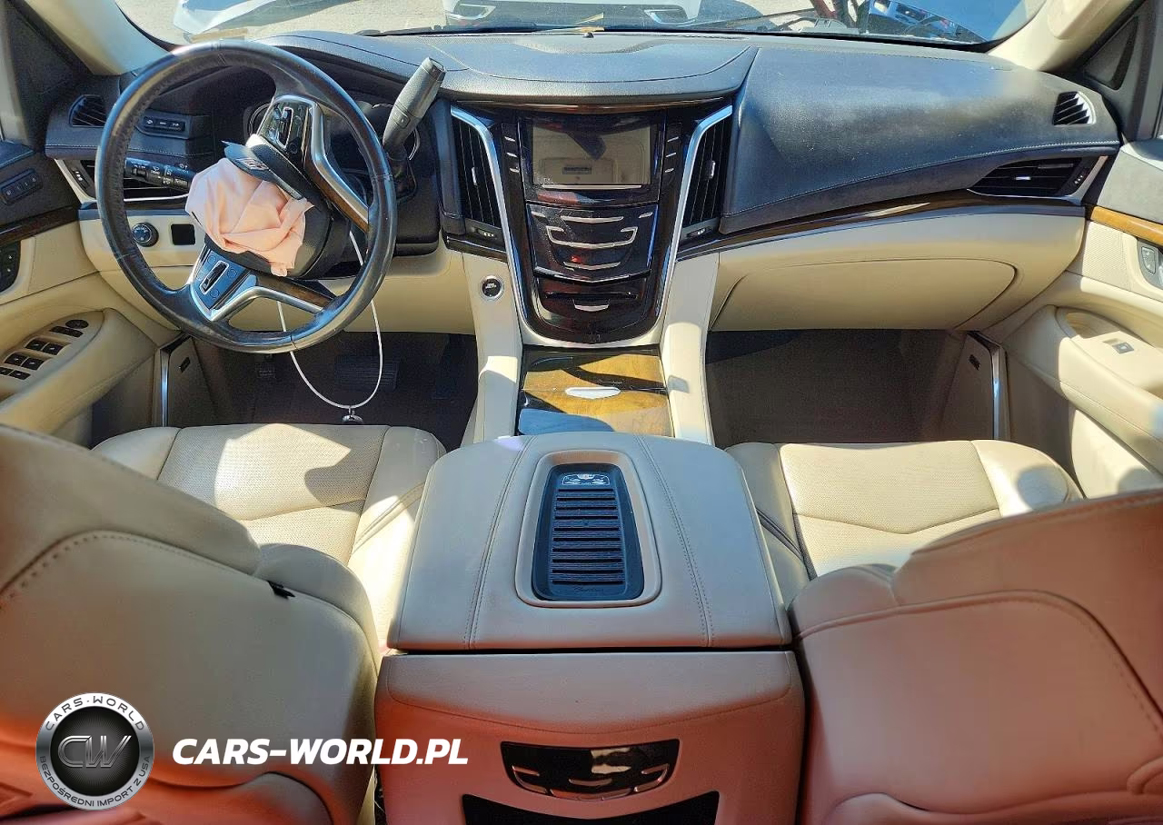 2018 Cadillac Escalade Luxury VIN:1GYS3BKJ9JR372073 - 8