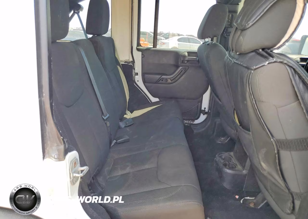 2012 Jeep Wrangler Unlimited Sport VIN:1C4HJWDG5CL101032 - 10