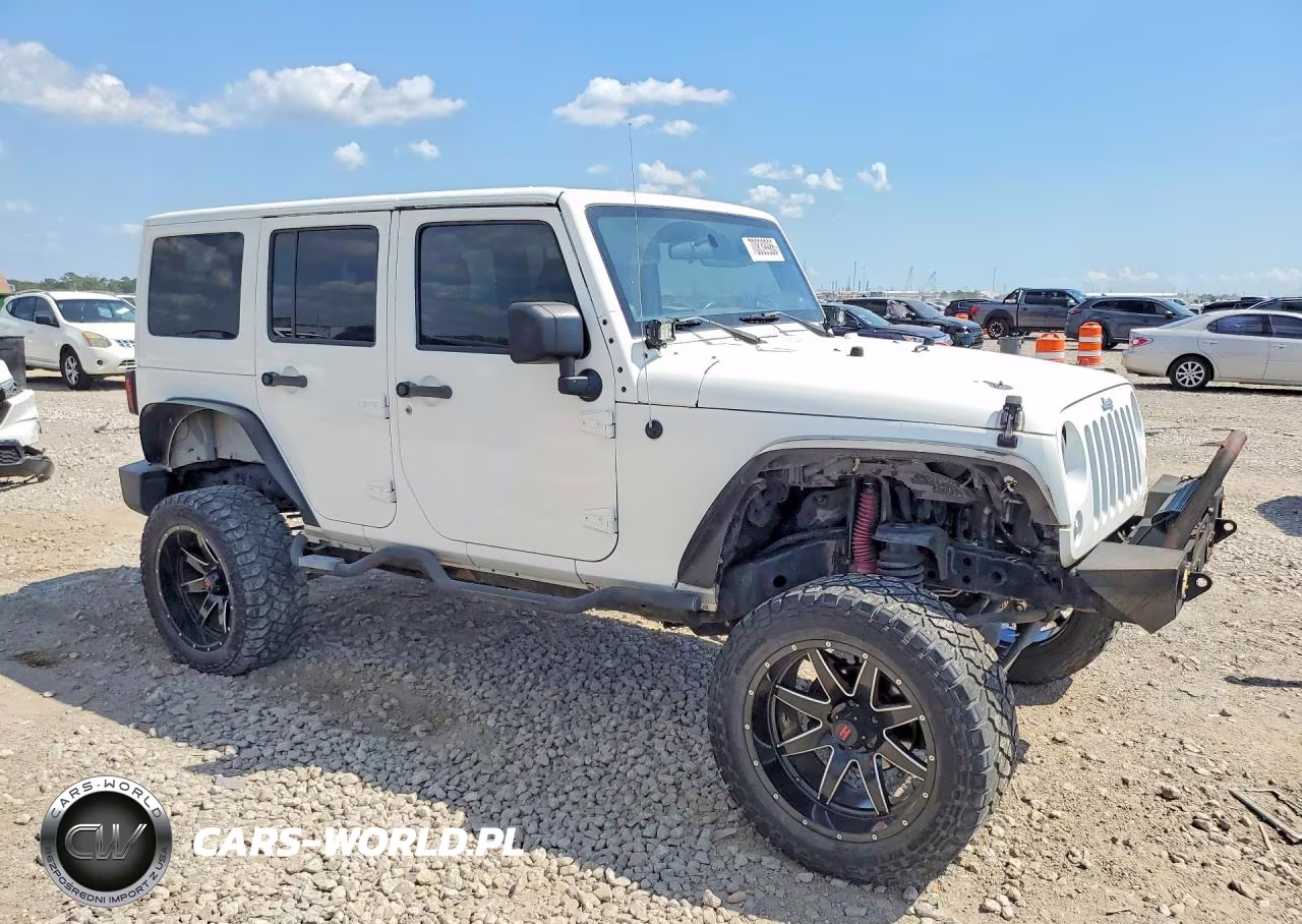 2012 Jeep Wrangler Unlimited Sport VIN:1C4HJWDG5CL101032 - 4
