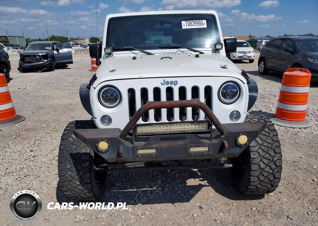 2012 Jeep Wrangler Unlimited Sport VIN:1C4HJWDG5CL101032 - 5