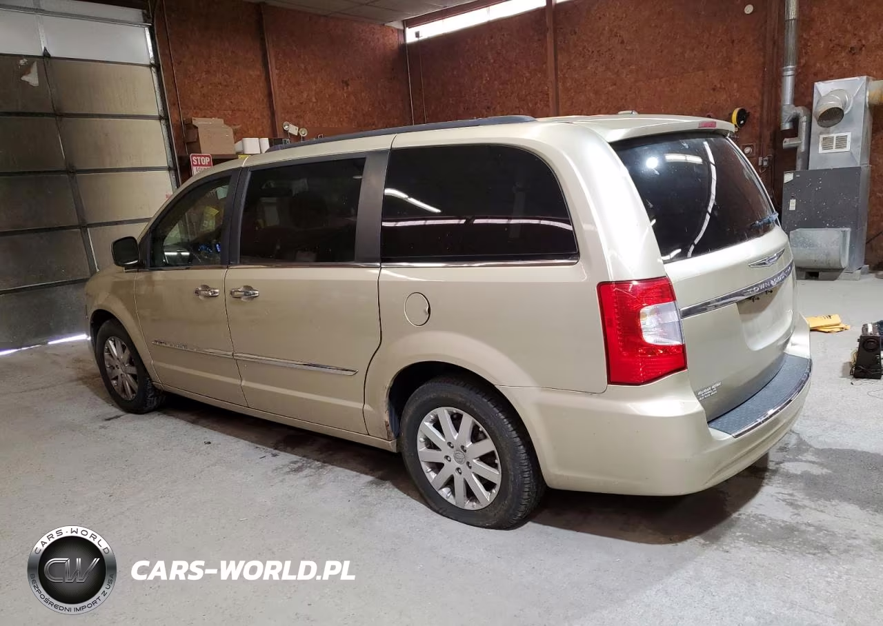 2011 Chrysler Town & Country Touring L VIN:2A4RR8DG3BR605183 - 2