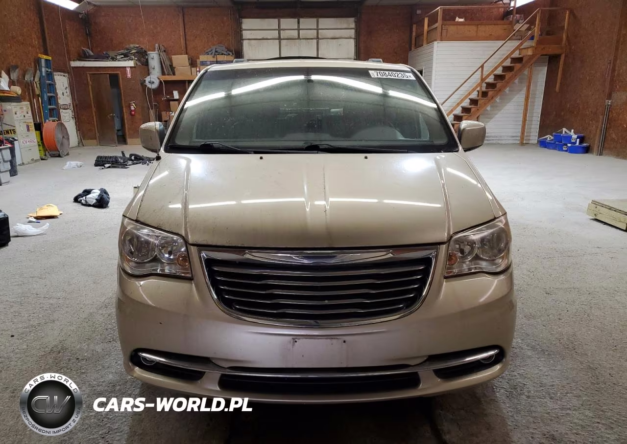 2011 Chrysler Town & Country Touring L VIN:2A4RR8DG3BR605183 - 5