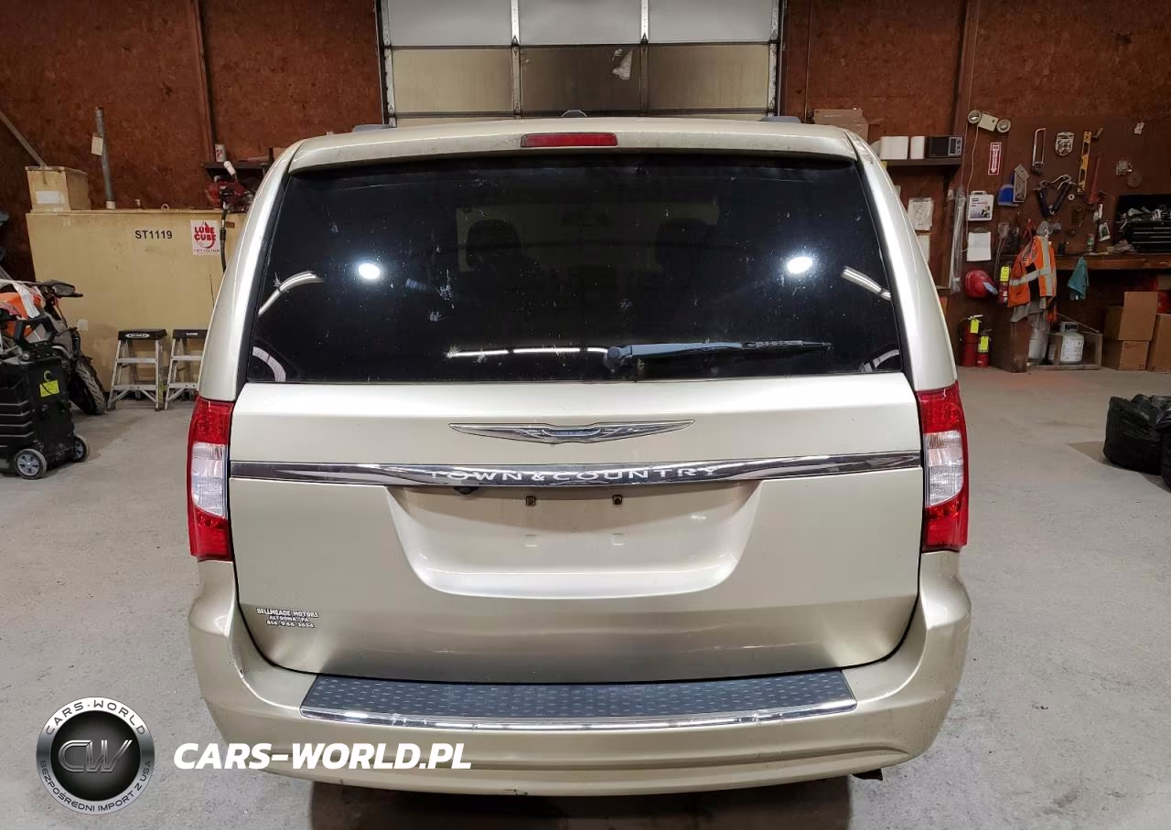 2011 Chrysler Town & Country Touring L VIN:2A4RR8DG3BR605183 - 6