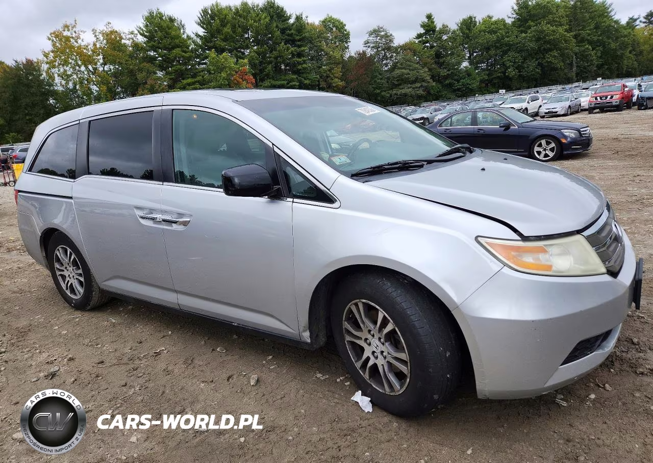 2013 Honda Odyssey Exl VIN:5FNRL5H65DB083985 - 4