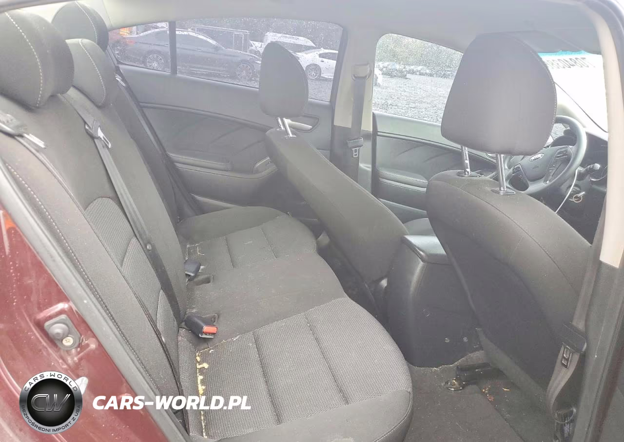 2018 Kia Forte Lx VIN:3KPFK4A78JE232636 - 10
