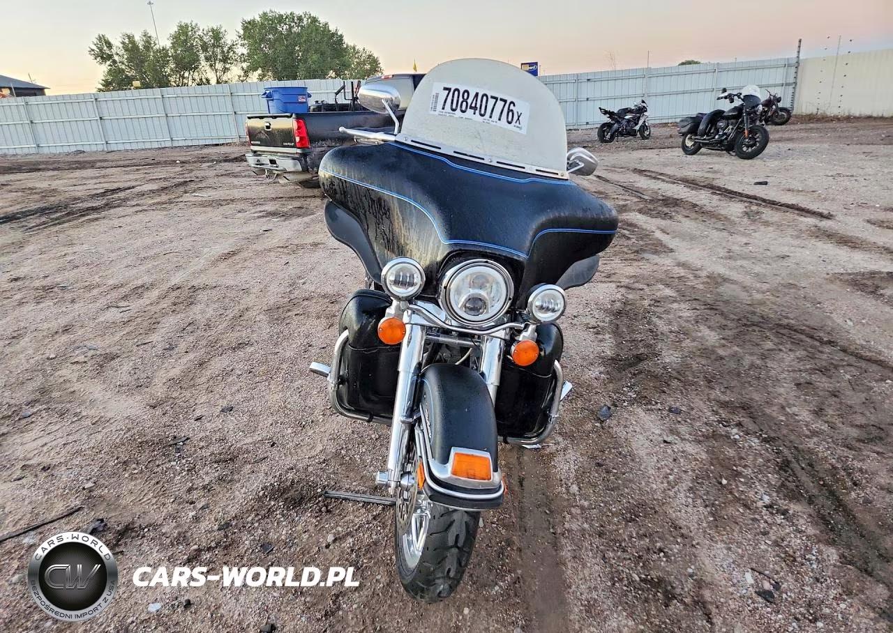 2012 Harley-Davidson Flhtcu Ultra Classic Electra Glide VIN:1HD1FLM10CB625402 - 2