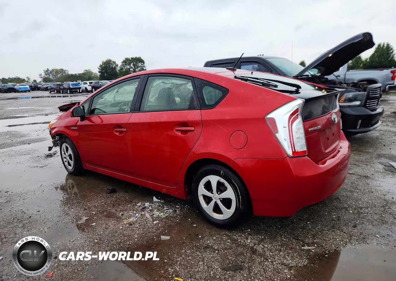 2014 Toyota Prius Three VIN:JTDKN3DU8E1743080 - 2