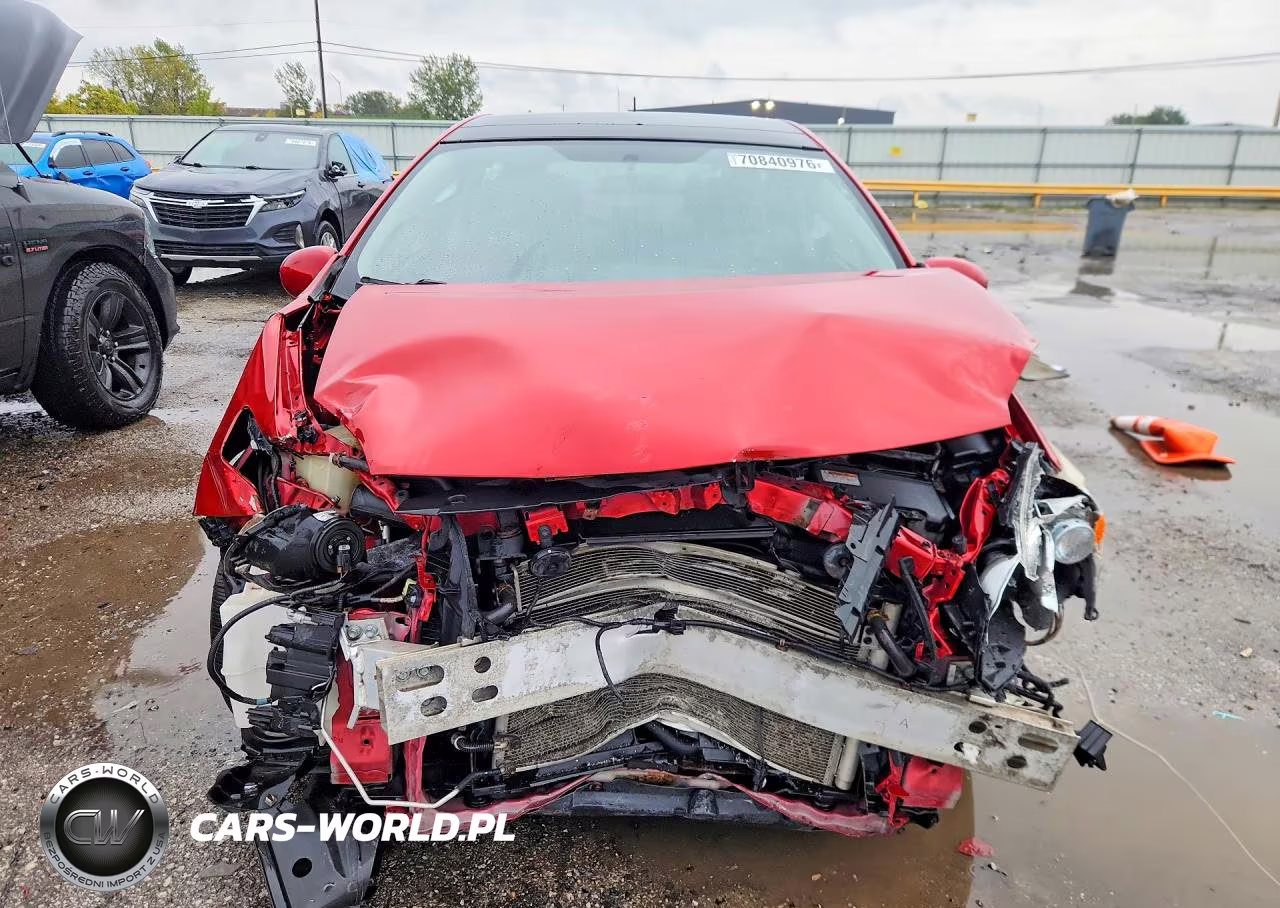 2014 Toyota Prius Three VIN:JTDKN3DU8E1743080 - 5