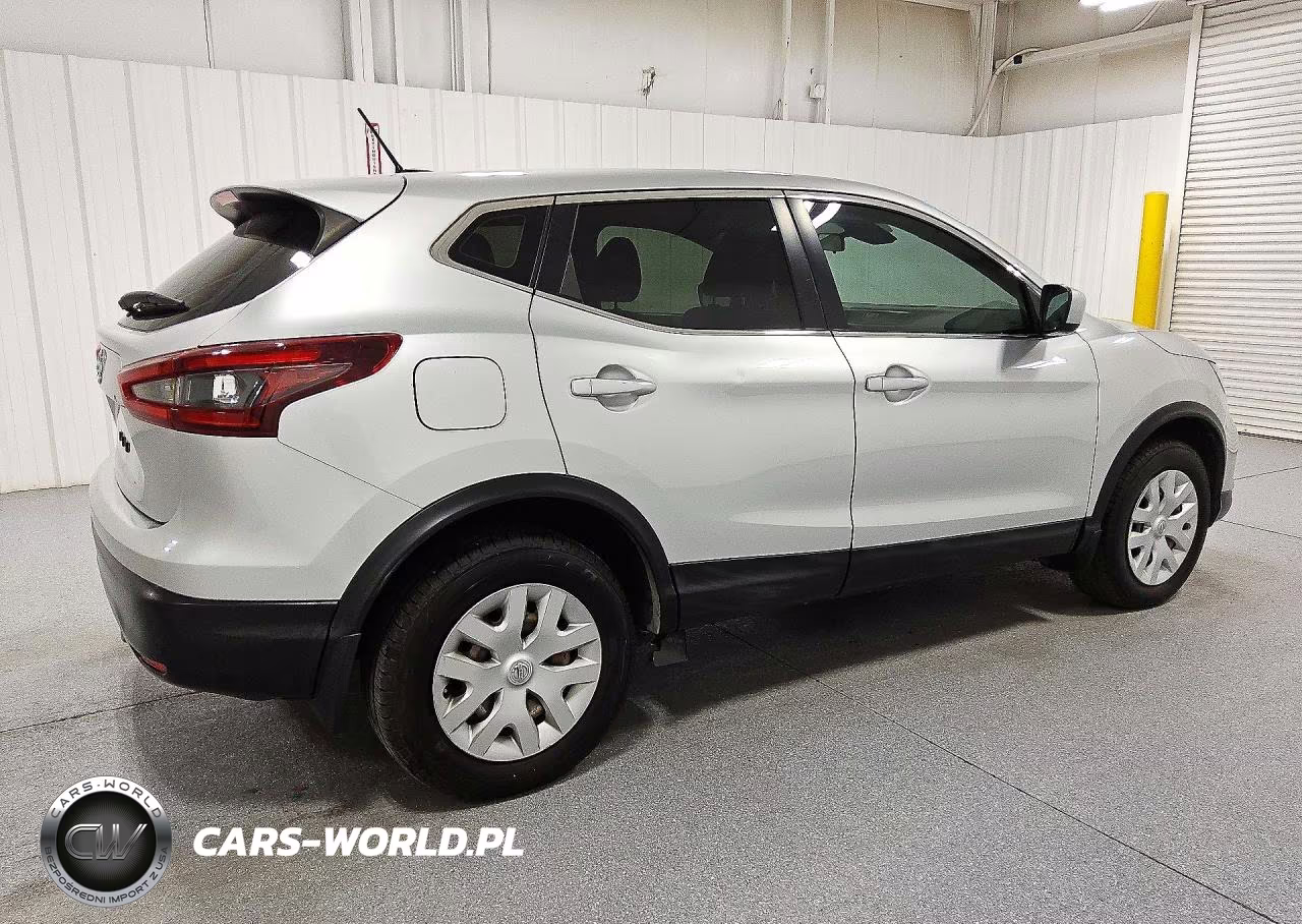 2020 Nissan Rogue Sport S VIN:JN1BJ1CV3LW548582 - 3