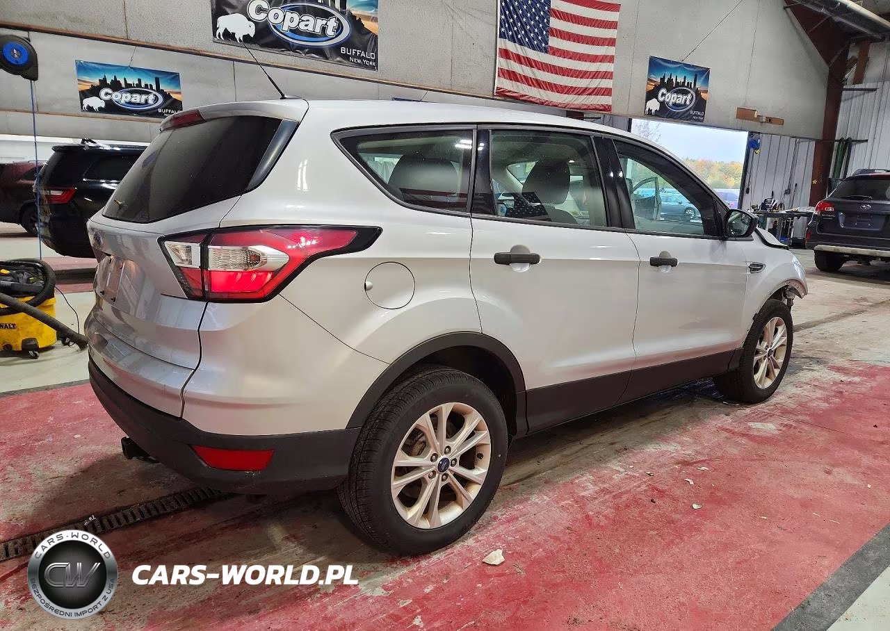 2017 Ford Escape S VIN:1FMCU0F70HUD60066 - 3