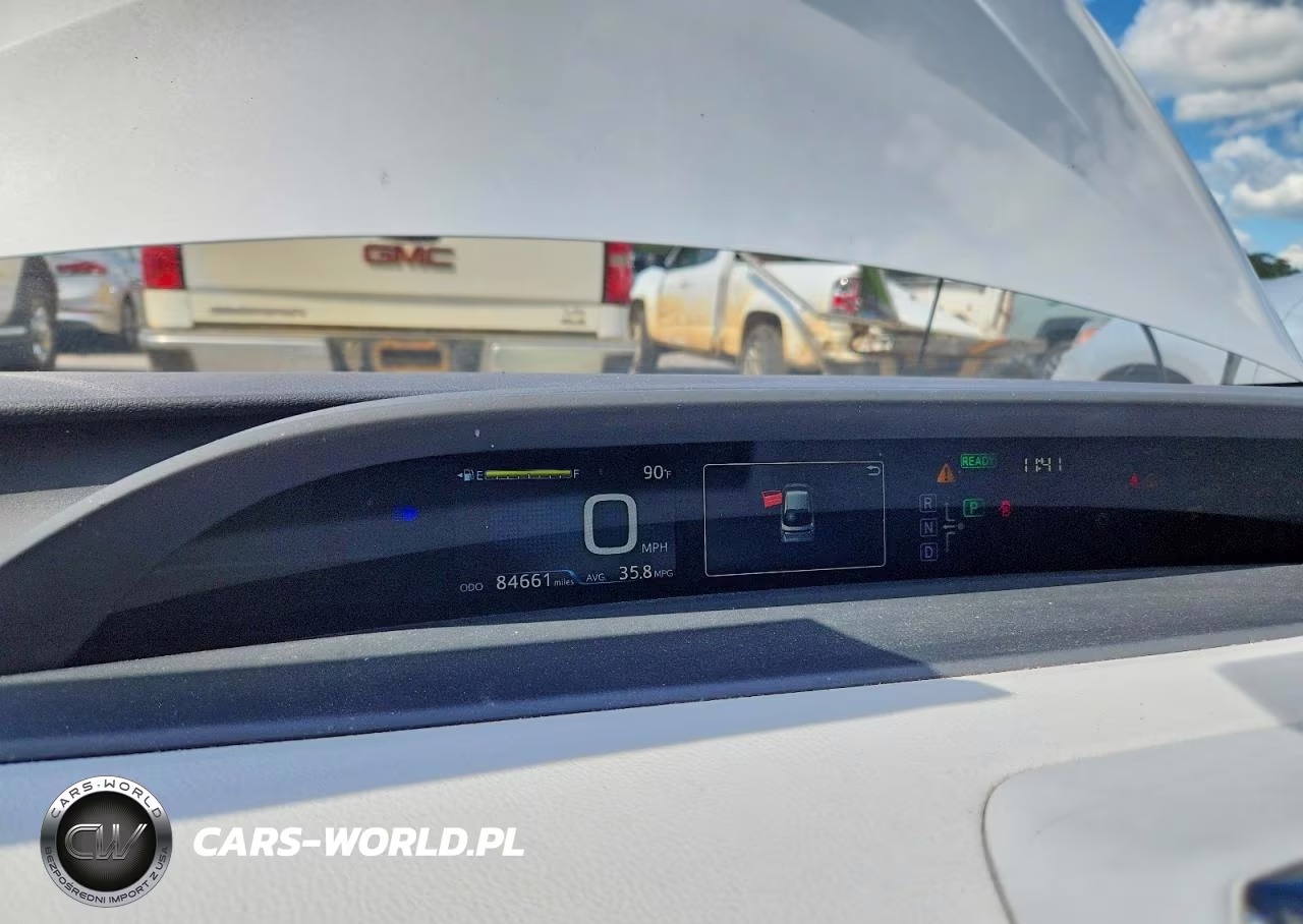 2016 Toyota Prius Two Eco VIN:JTDKARFUXG3013142 - 9