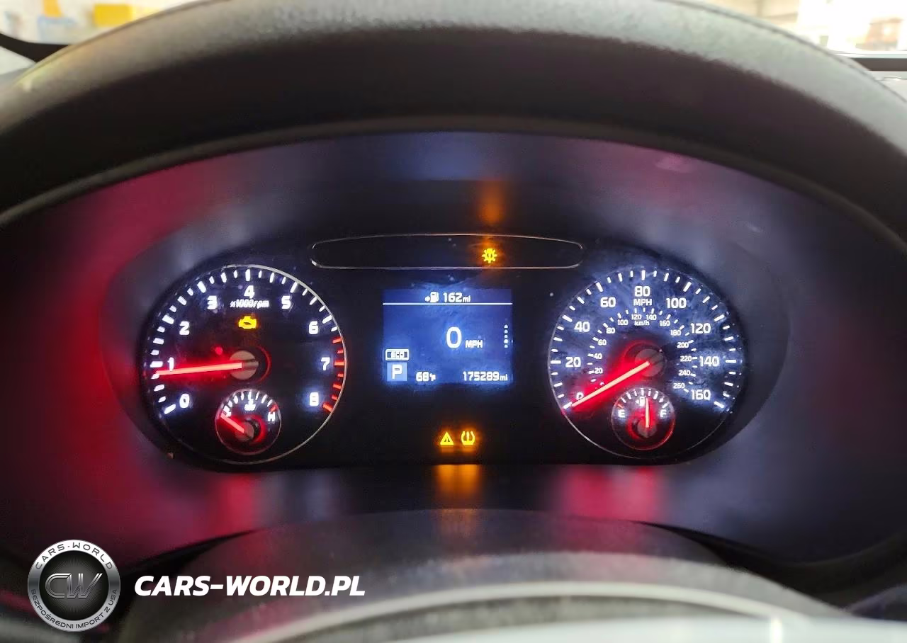 2019 Kia Sorento L VIN:5XYPG4A31KG522949 - 9