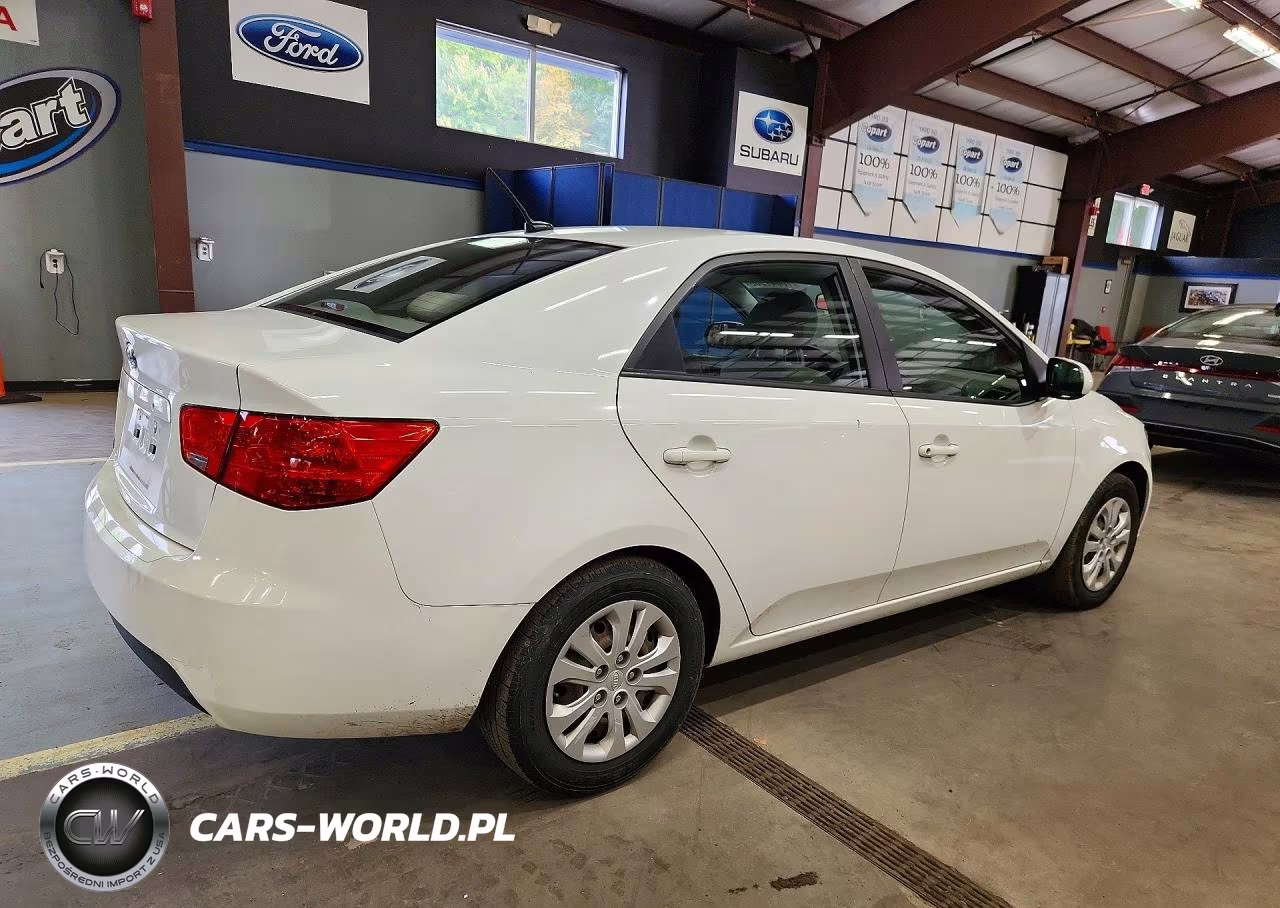 2013 Kia Forte Lx VIN:KNAFT4A20D5715259 - 3