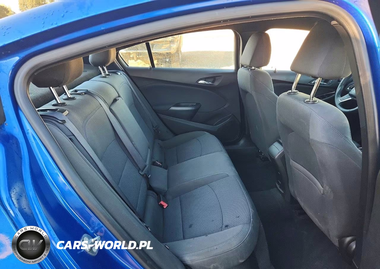 2018 Chevrolet Cruze Lt VIN:1G1BE5SM0J7236950 - 10