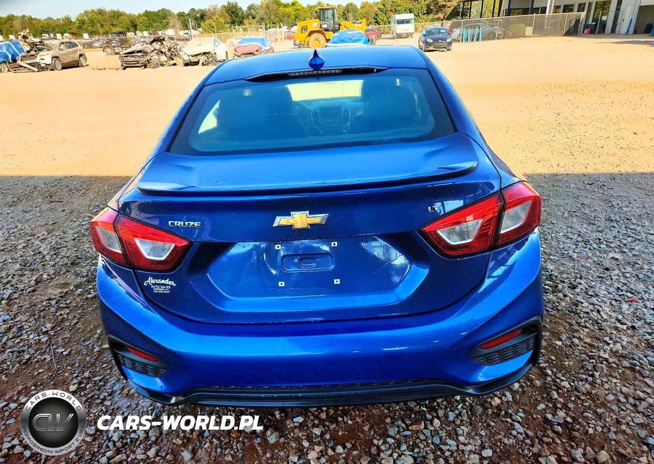 2018 Chevrolet Cruze Lt VIN:1G1BE5SM0J7236950 - 6
