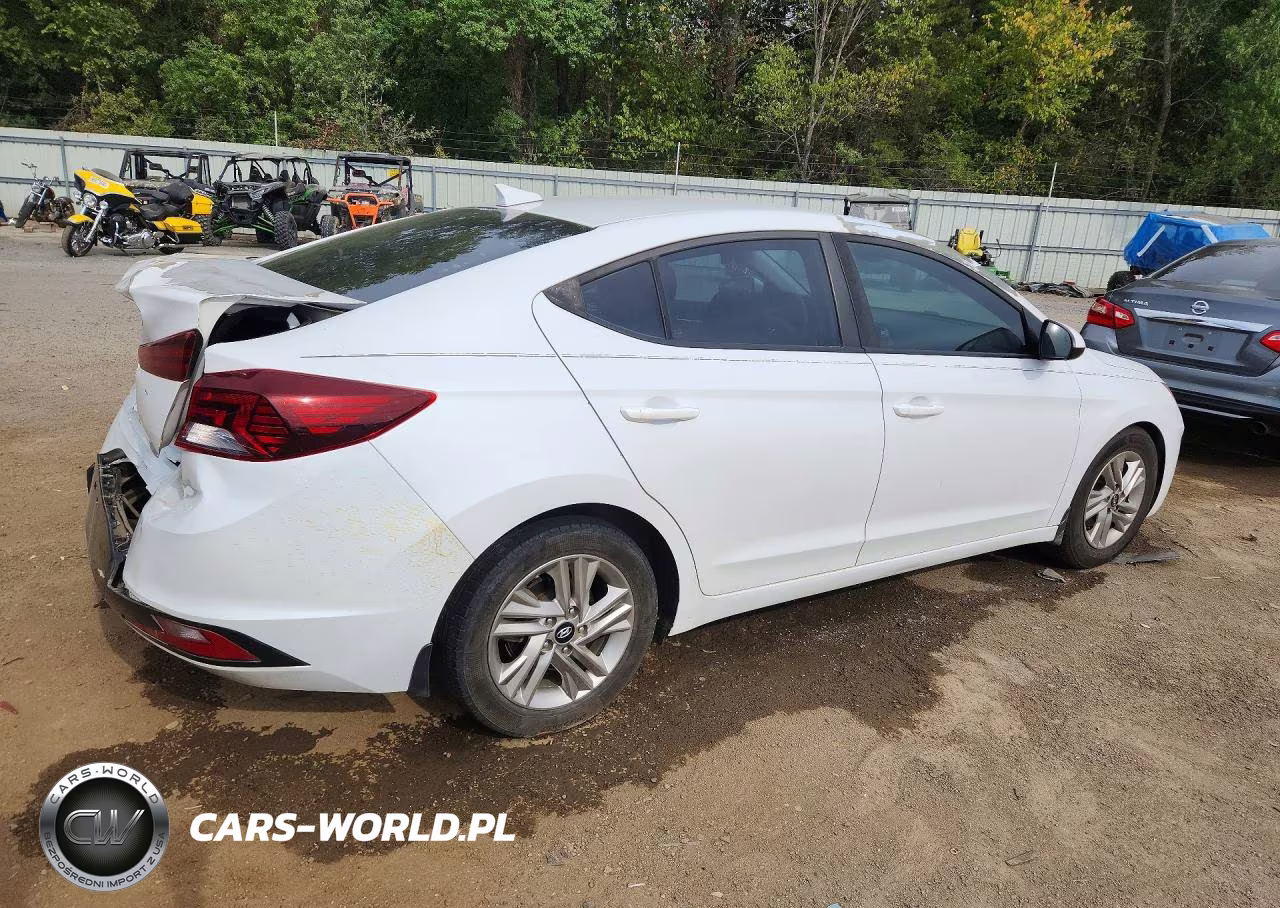 2020 Hyundai Elantra Sel VIN:5NPD84LF8LH501968 - 3