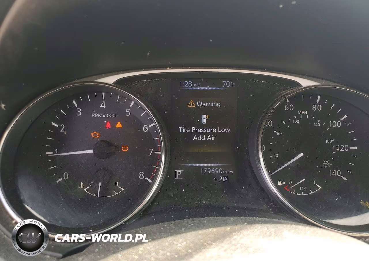 2016 Nissan Rogue S VIN:JN8AT2MV1GW154113 - 9