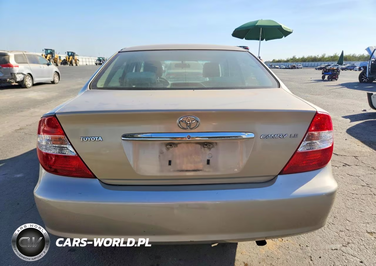 2002 Toyota Camry Le VIN:4T1BE30K62U025862 - 6