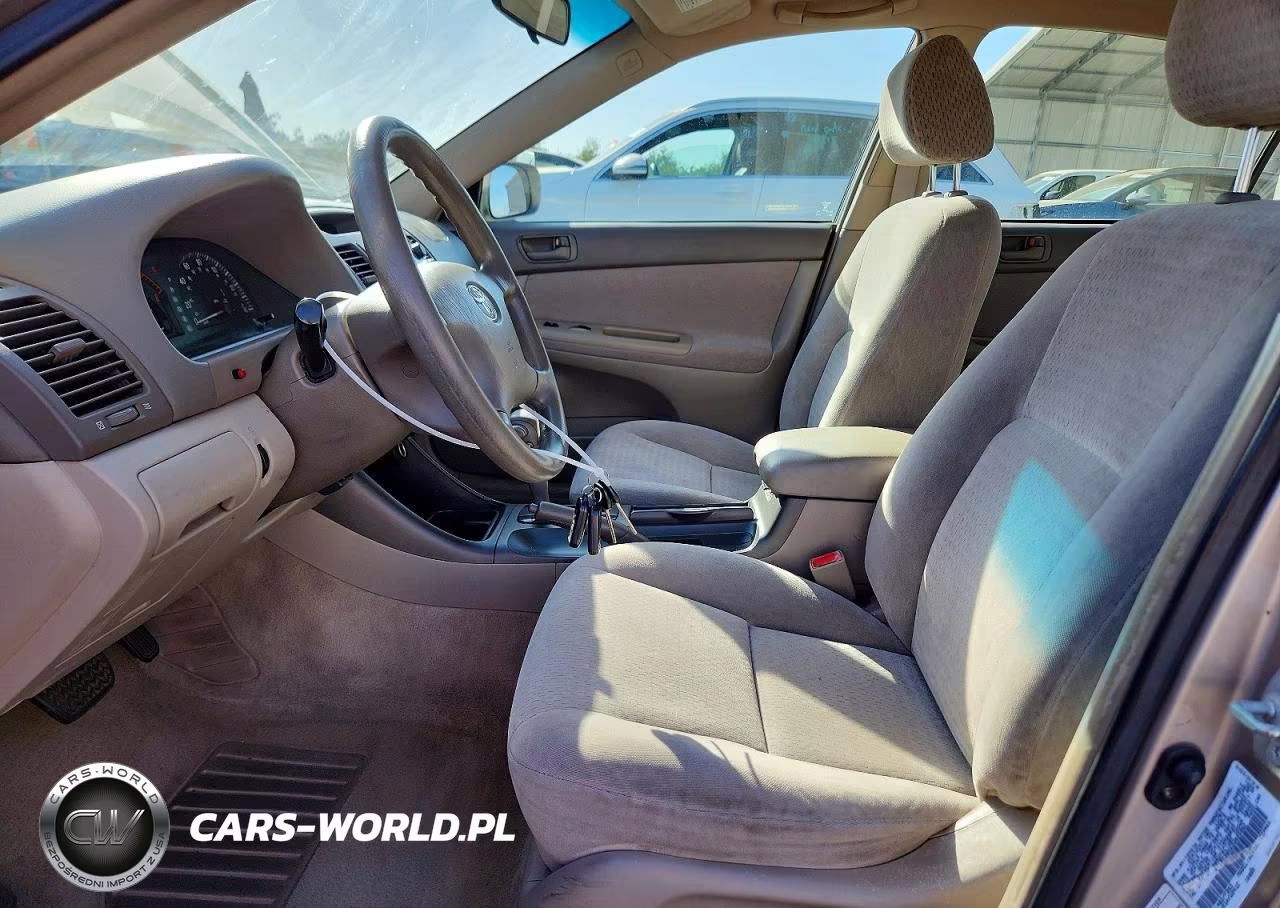 2002 Toyota Camry Le VIN:4T1BE30K62U025862 - 7