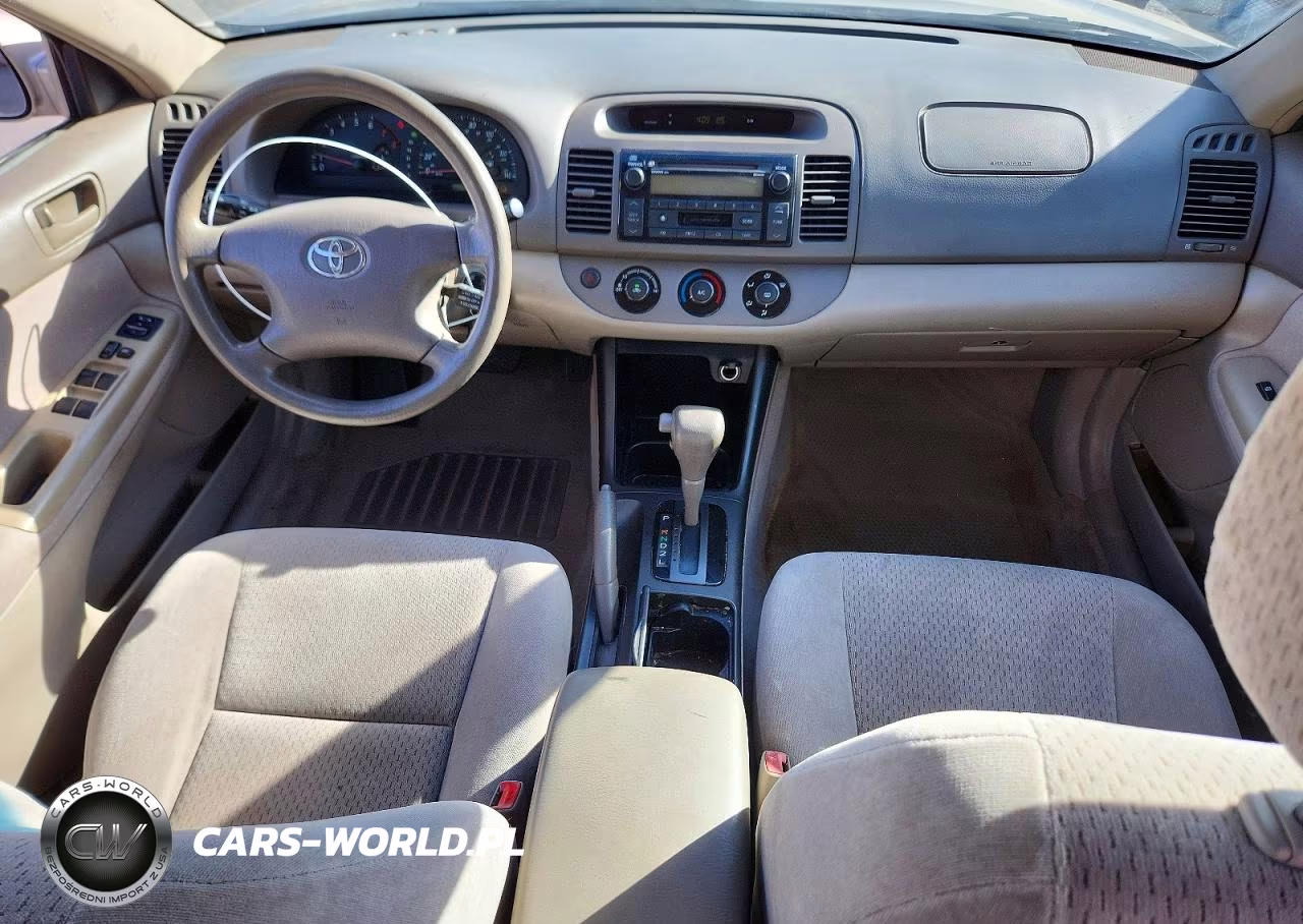 2002 Toyota Camry Le VIN:4T1BE30K62U025862 - 8