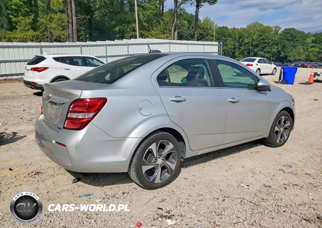 2017 Chevrolet Sonic Premier VIN:1G1JF5SB8H4120141 - 3