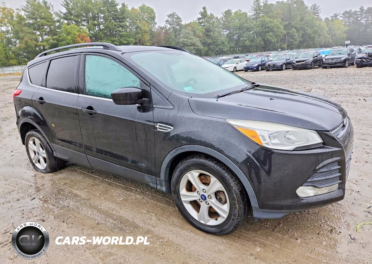 2015 Ford Escape Se VIN:1FMCU9GXXFUB86670 - 4