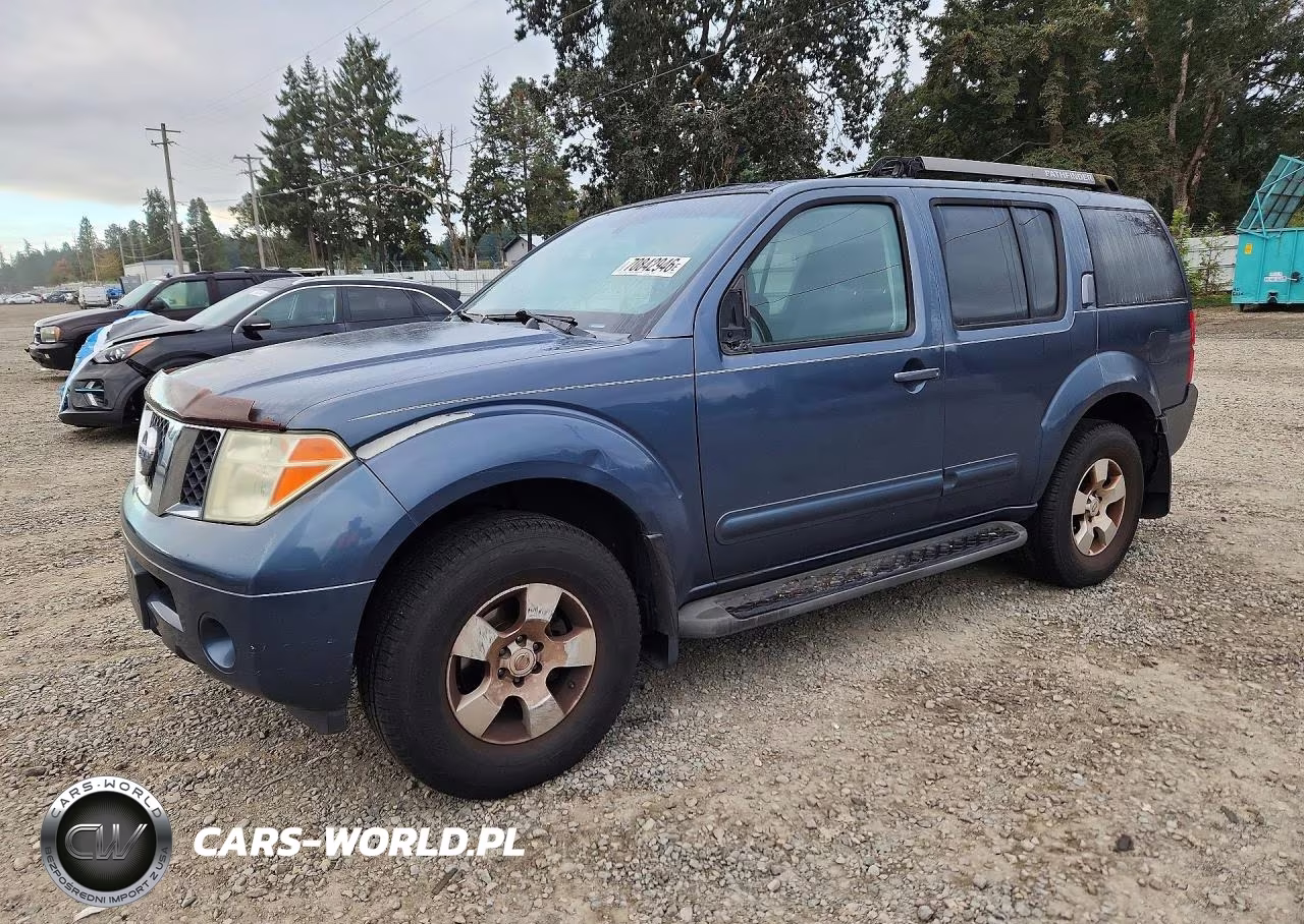 2005 Nissan Pathfinder Xe