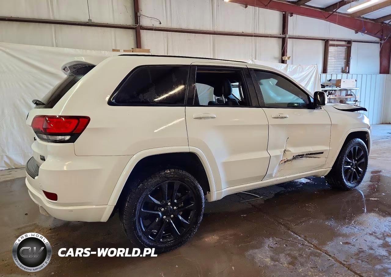 2021 Jeep Grand Cherokee Laredo VIN:1C4RJFAG6MC802415 - 3