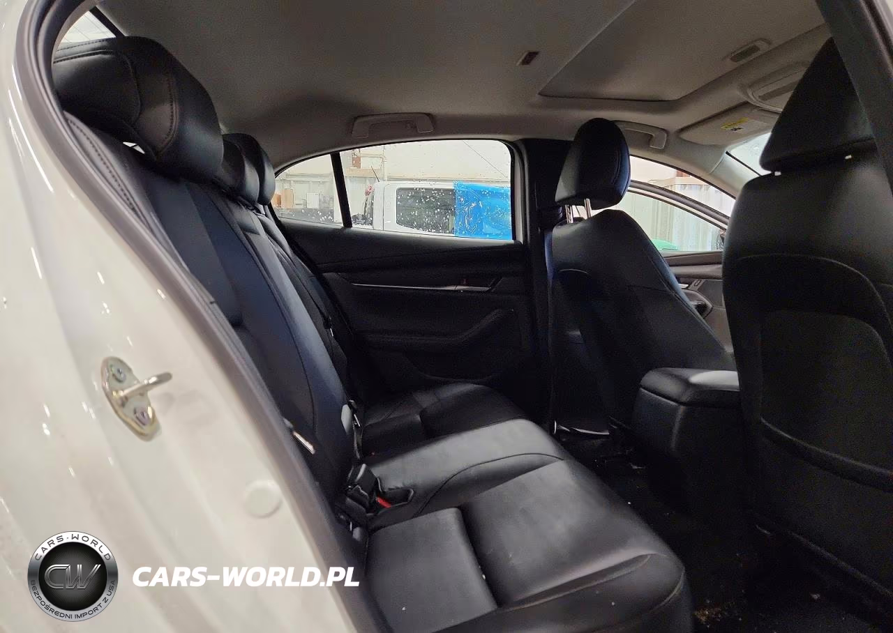 2026 Mazda 3 Preferred VIN:JM1BPACL2T1857855 - 10