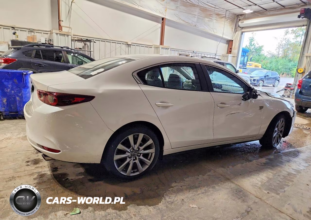 2026 Mazda 3 Preferred VIN:JM1BPACL2T1857855 - 3