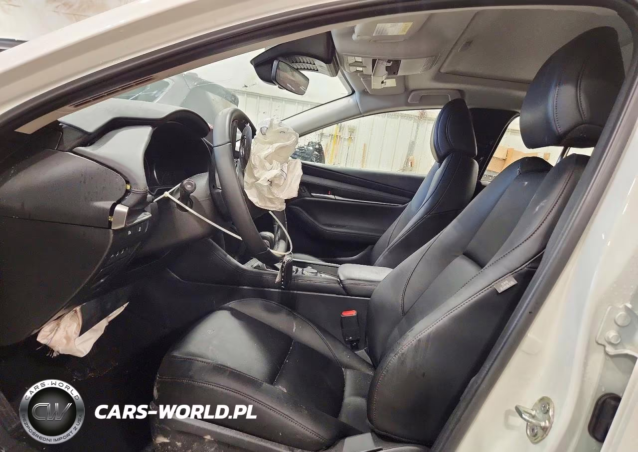 2026 Mazda 3 Preferred VIN:JM1BPACL2T1857855 - 7