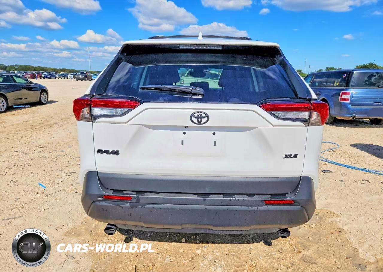 2025 Toyota Rav4 Xle VIN:2T3W1RFV6SW385691 - 6