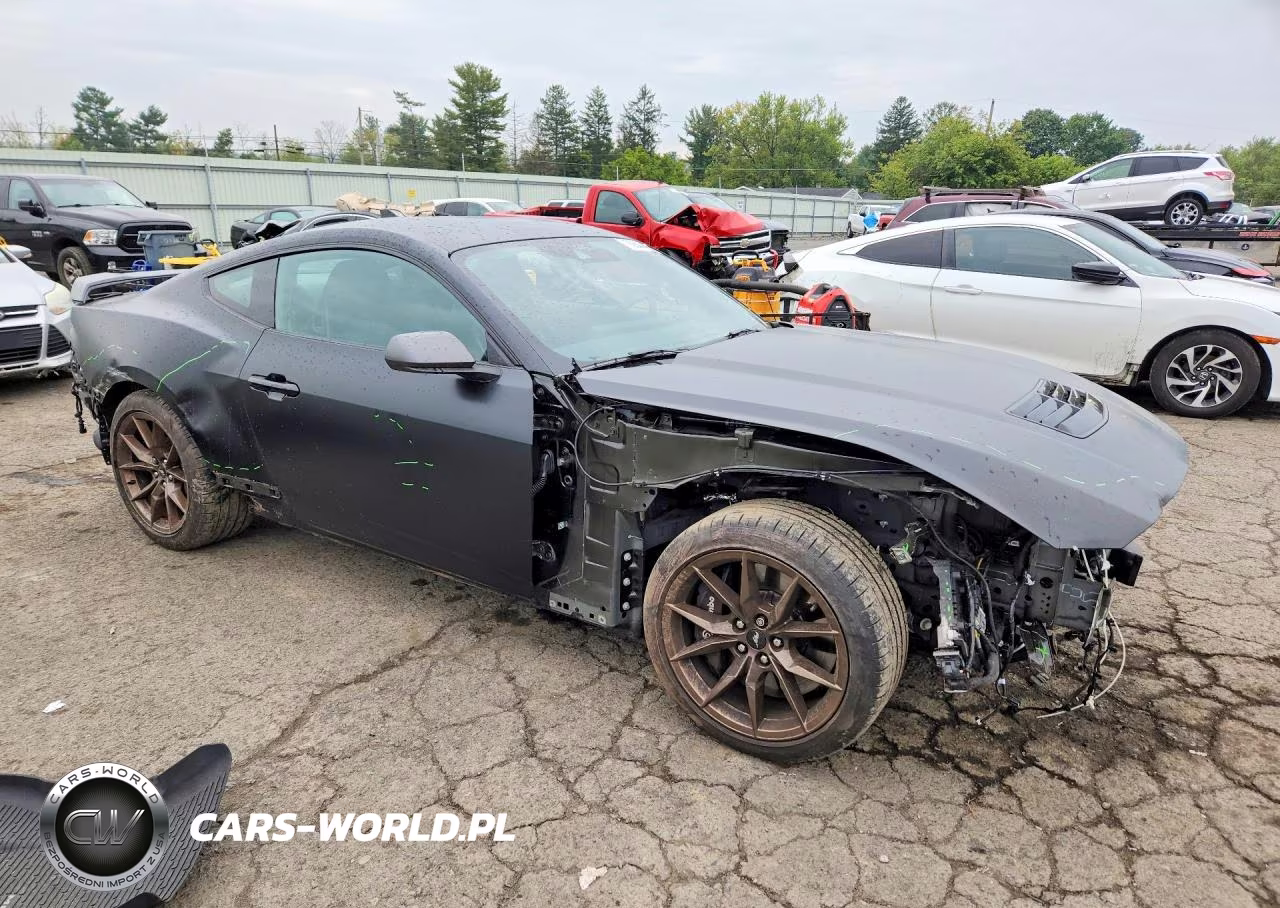 2025 Ford Mustang Dark Horse VIN:1FA6P8R0XS5504235 - 4