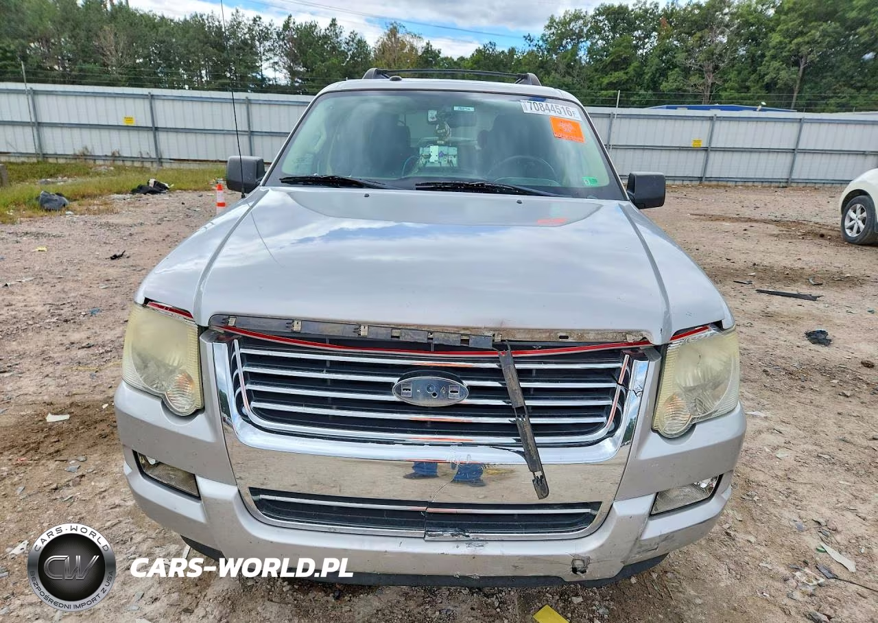 2010 Ford Explorer Xlt VIN:1FMEU6DE1AUA01005 - 5