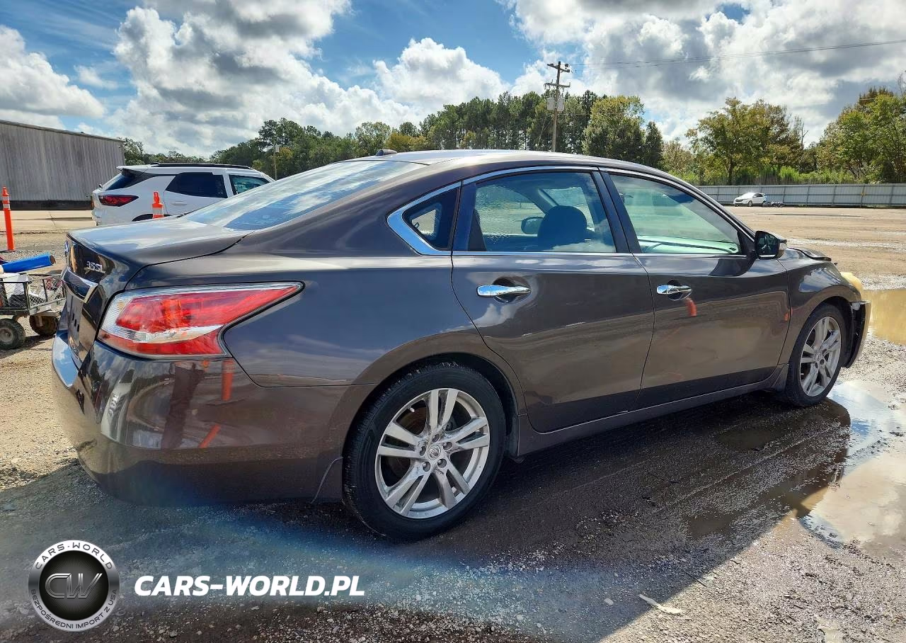 2015 Nissan Altima 3.5 S VIN:1N4BL3AP2FC292731 - 3