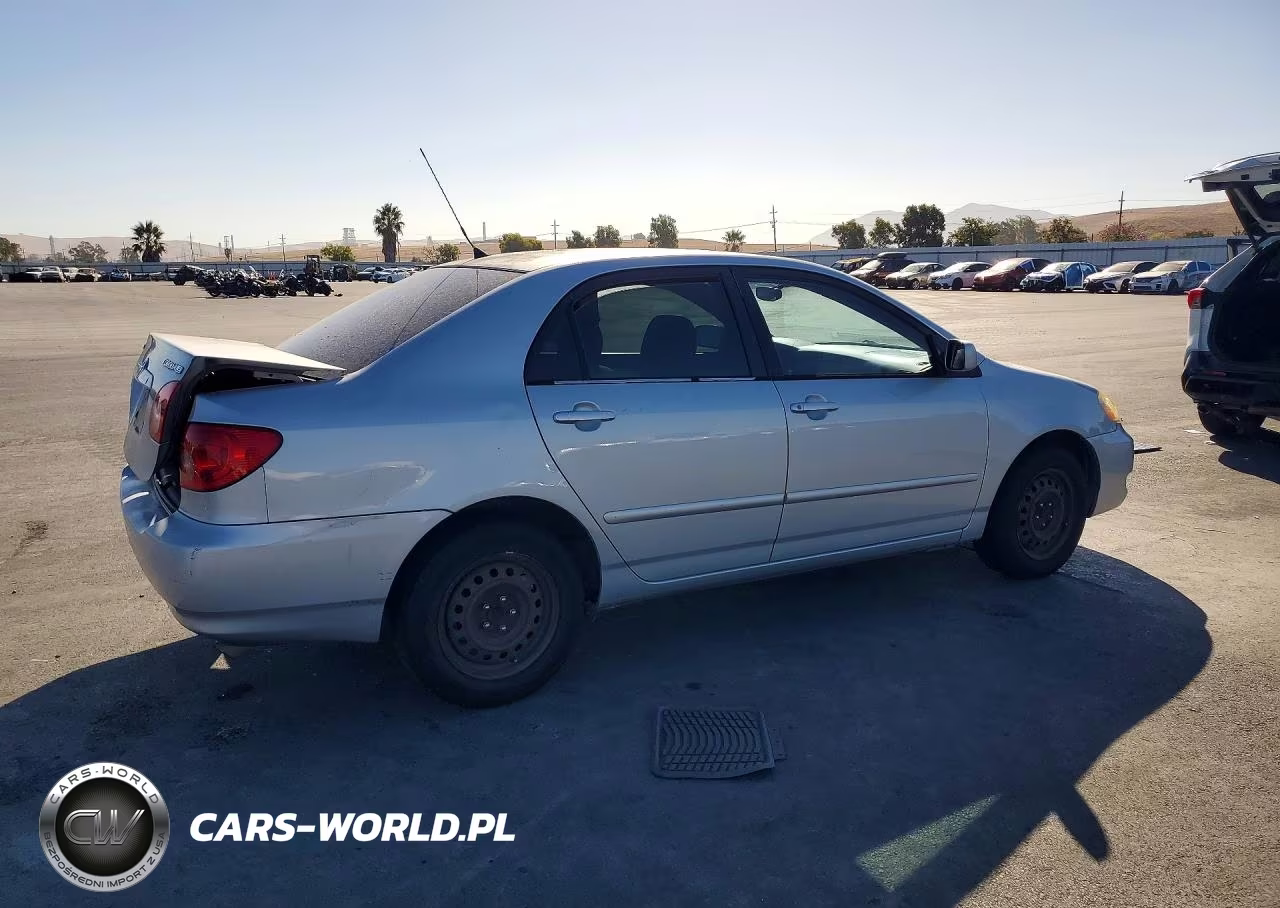 2005 Toyota Corolla Le VIN:1NXBR32E75Z495799 - 3