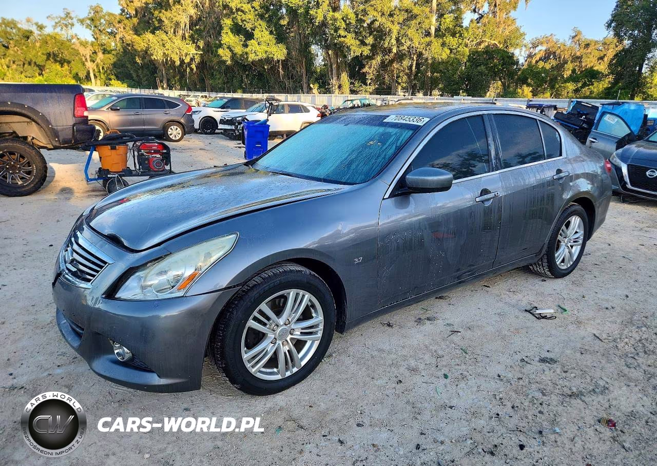 2015 Infiniti Q40 Base