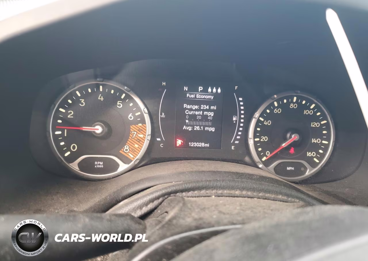2019 Jeep Renegade Latitude VIN:ZACNJABB7KPK86026 - 9