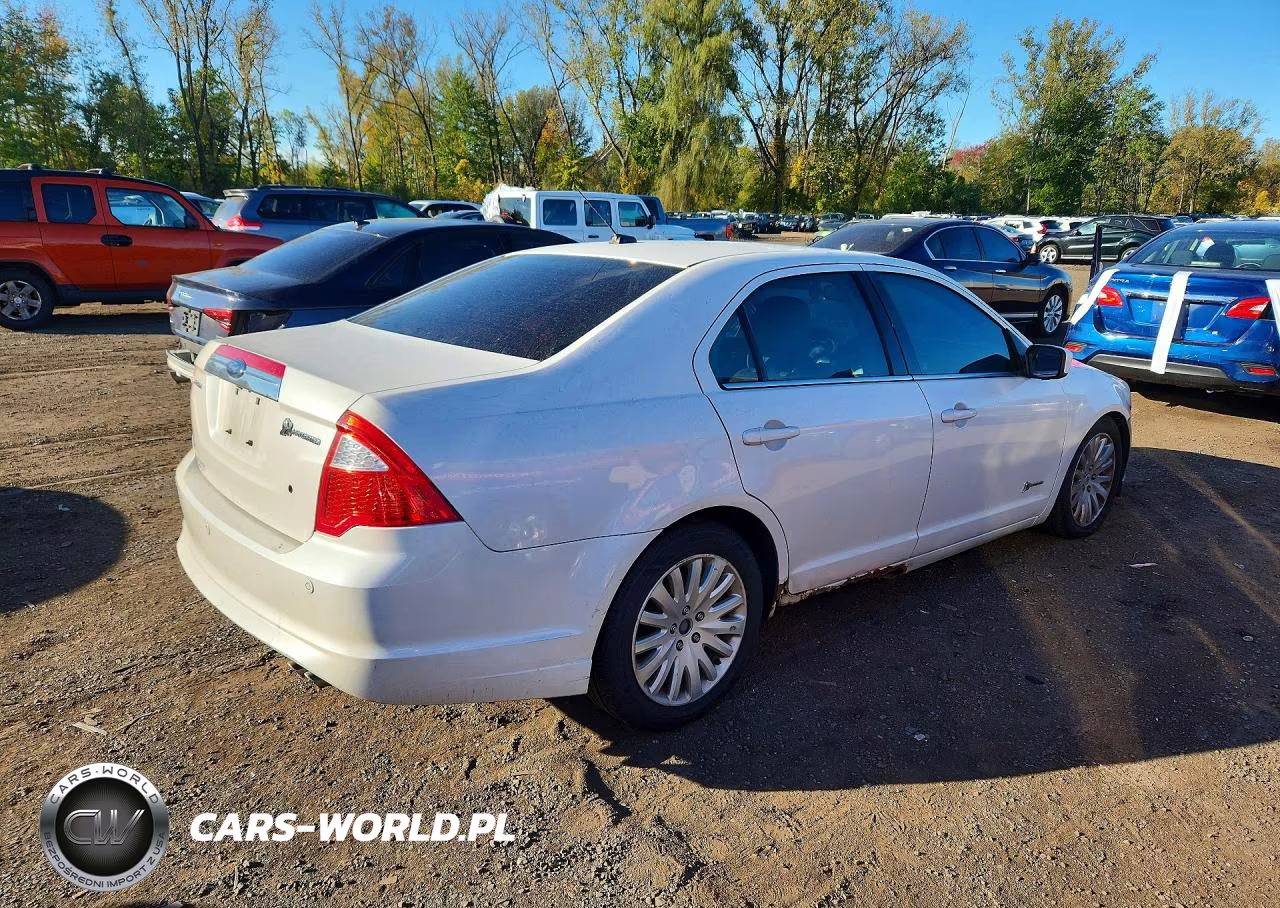 2010 Ford Fusion Hybrid VIN:3FADP0L3XAR284831 - 3
