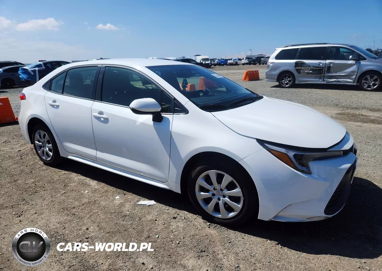 2026 Toyota Corolla Hybrid Le VIN:JTDBCMFE9T3137449 - 4