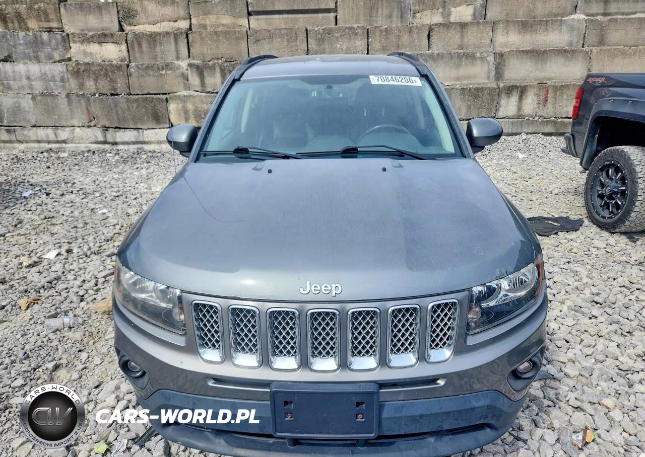 2014 Jeep Compass Latitude VIN:1C4NJDEB4ED546319 - 5