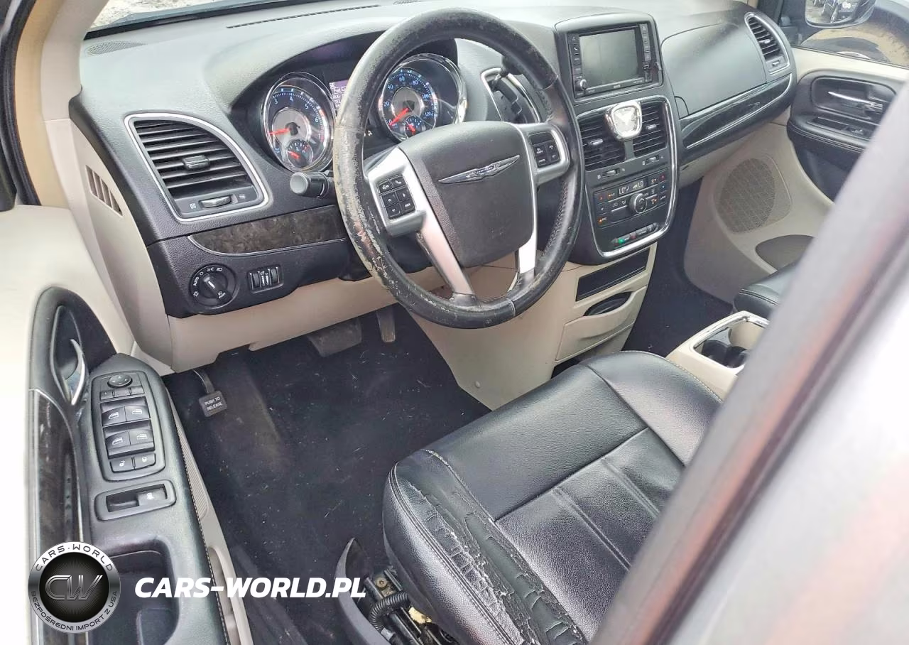 2013 Chrysler Town & Country Touring VIN:2C4RC1BG5DR692492 - 8
