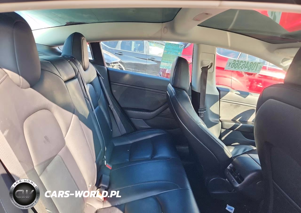 2018 Tesla Model 3 VIN:5YJ3E1EB6JF068160 - 10